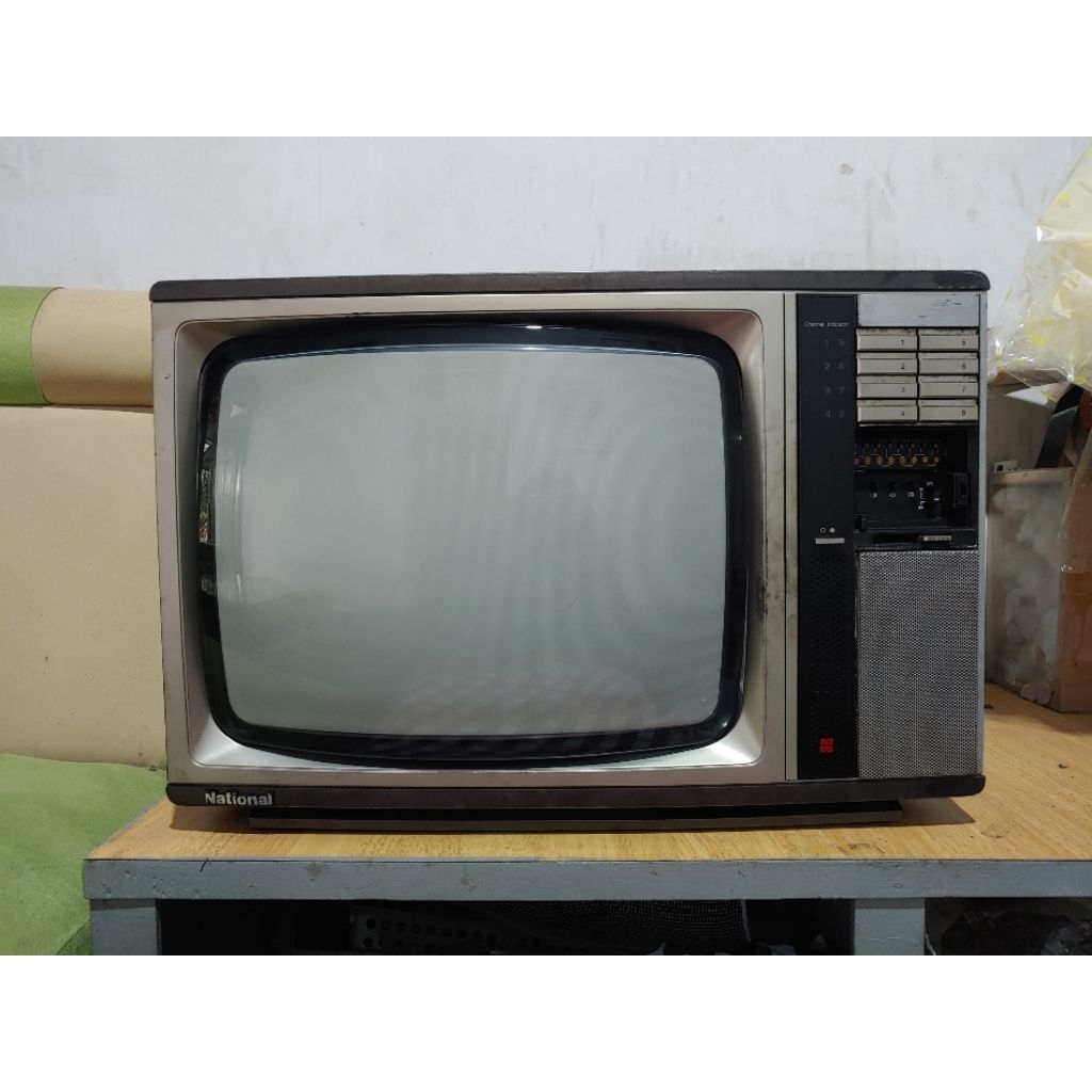 Tv National Colour Vintage 16 Inch