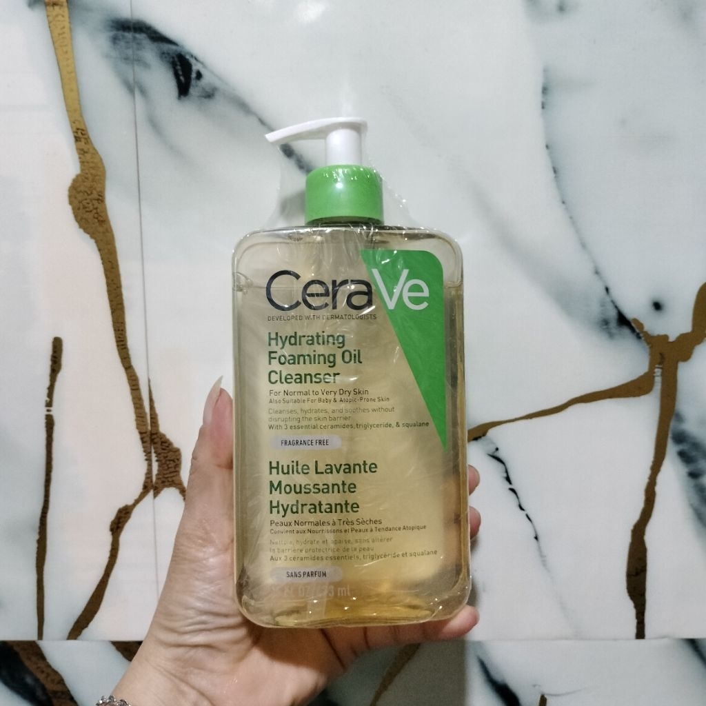 CeraVe Hydrating Foaming Oil Cleanser For Normal To Very Dry Skin 473 ml