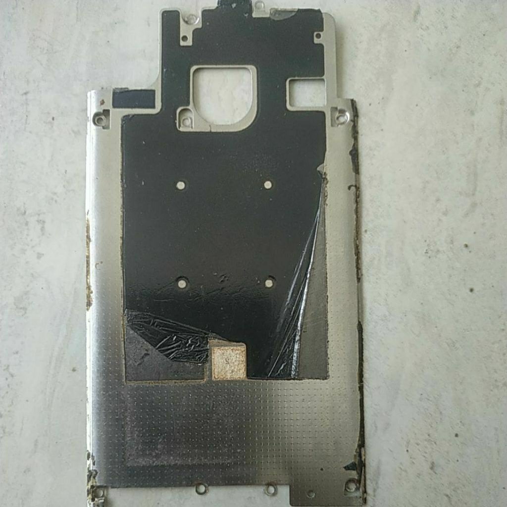 Seng penutup baterai bekas realme 3pro