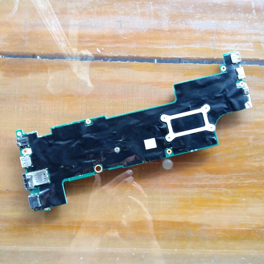 motherboard mati lenovo thinkpad x270 core i5 gen 7 belum servis.