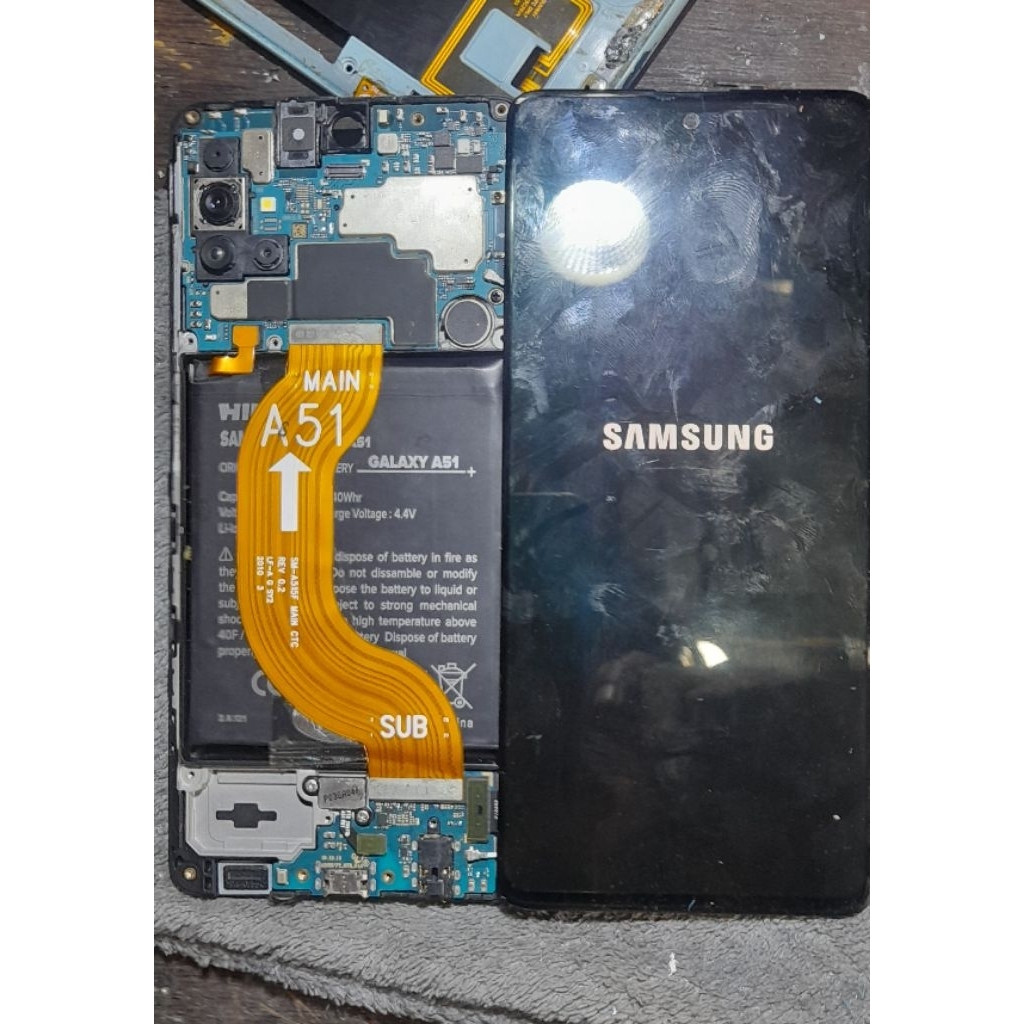LCD copotan Samsung A51 Original (minus Touchscreen error) bahan belahan