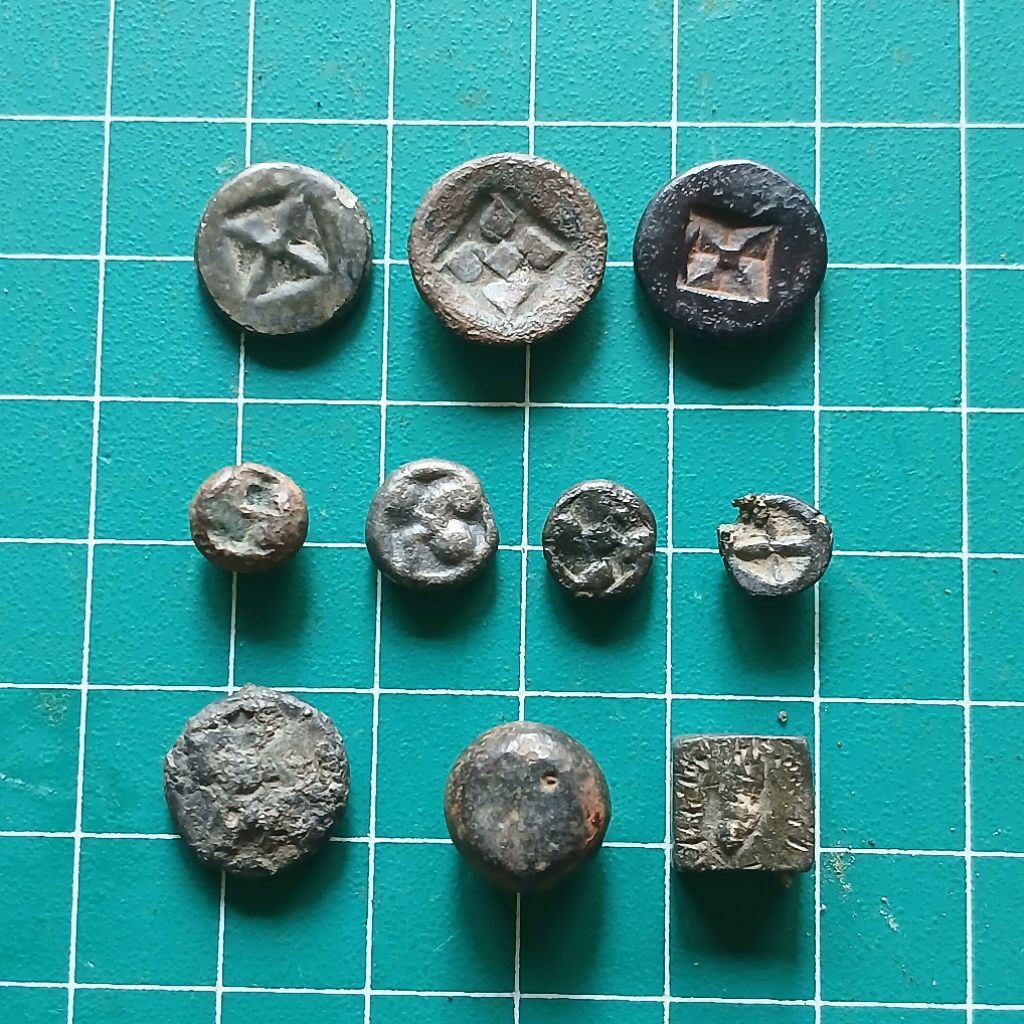 Koleksi Temuan Sungai Macam2 Koin Alat Tukar KUNO Kerajaan Nusantara