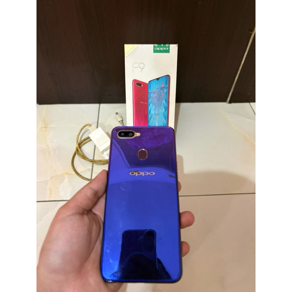 Oppo F9 Second Ram 4/64 GB