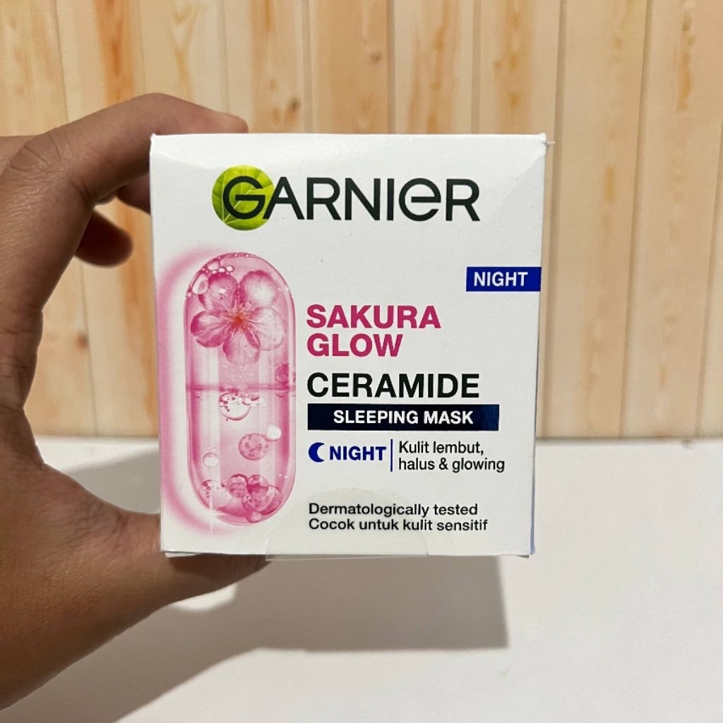 Sakura Garnier Glow Night Cream Hyaluron 50ml krim malam cream malam