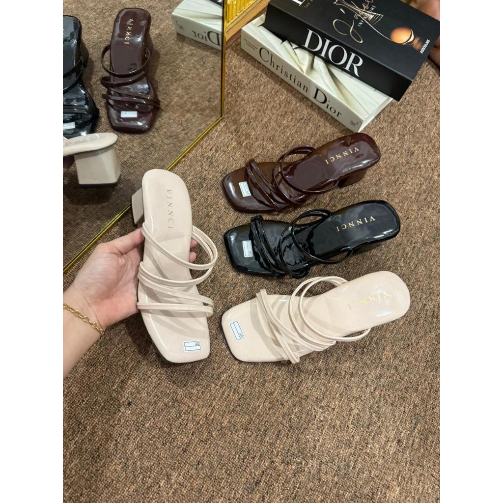 SANDAL WANITA SANDAL TEPLEK SANDAL PANSUS SANDAL HEELS SANDAL TALI SANDAL FLAT
