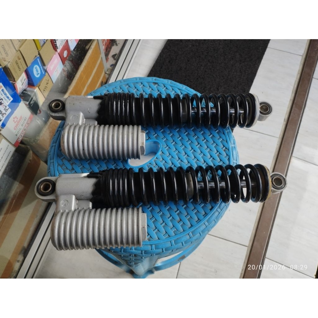 SHOCKBREAKER SHOCK BELAKANG SKOK BELAKANG TABUNG KYB THERMO ORIGINAL YAMAHA DT1 250 ENDURO IMPORT OR
