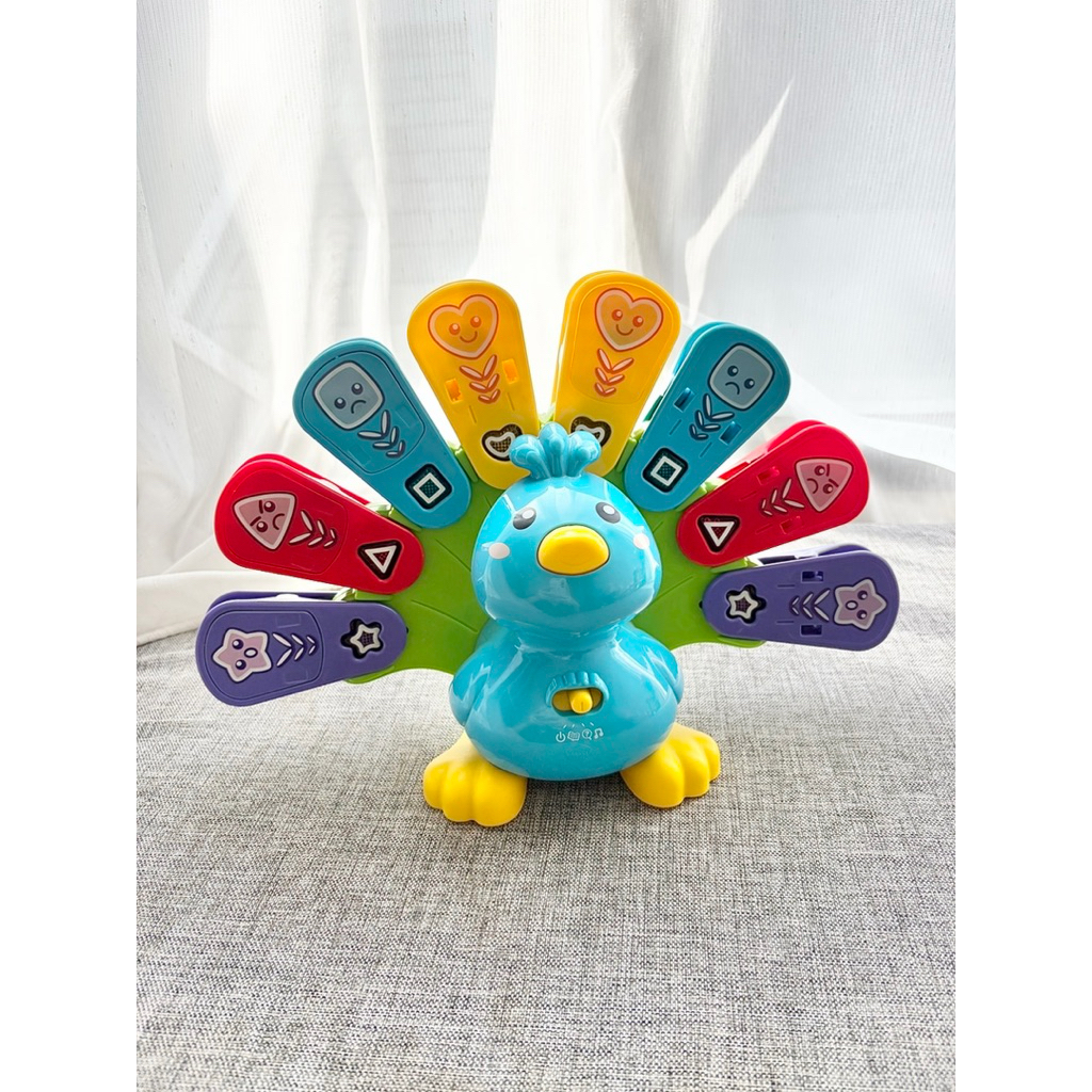 Mainan Preloved mainan anak / Vtech Feathers and Feelings Peacock