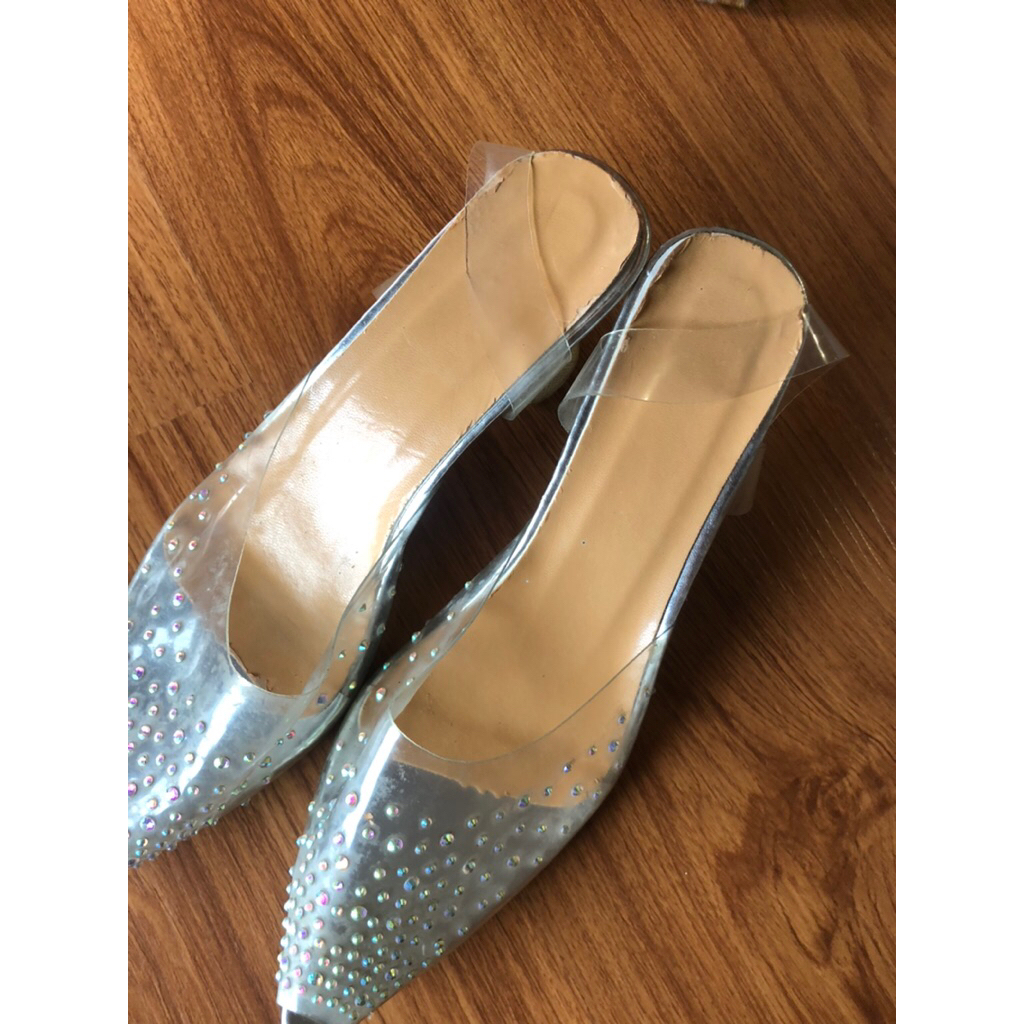 heels transparant