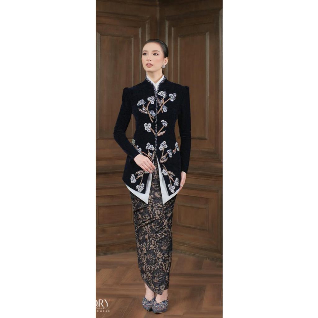 [RENT/SEWA] Ivory Studio RTW - Giri Cotton Fluff Velvet Kebaya in Navy