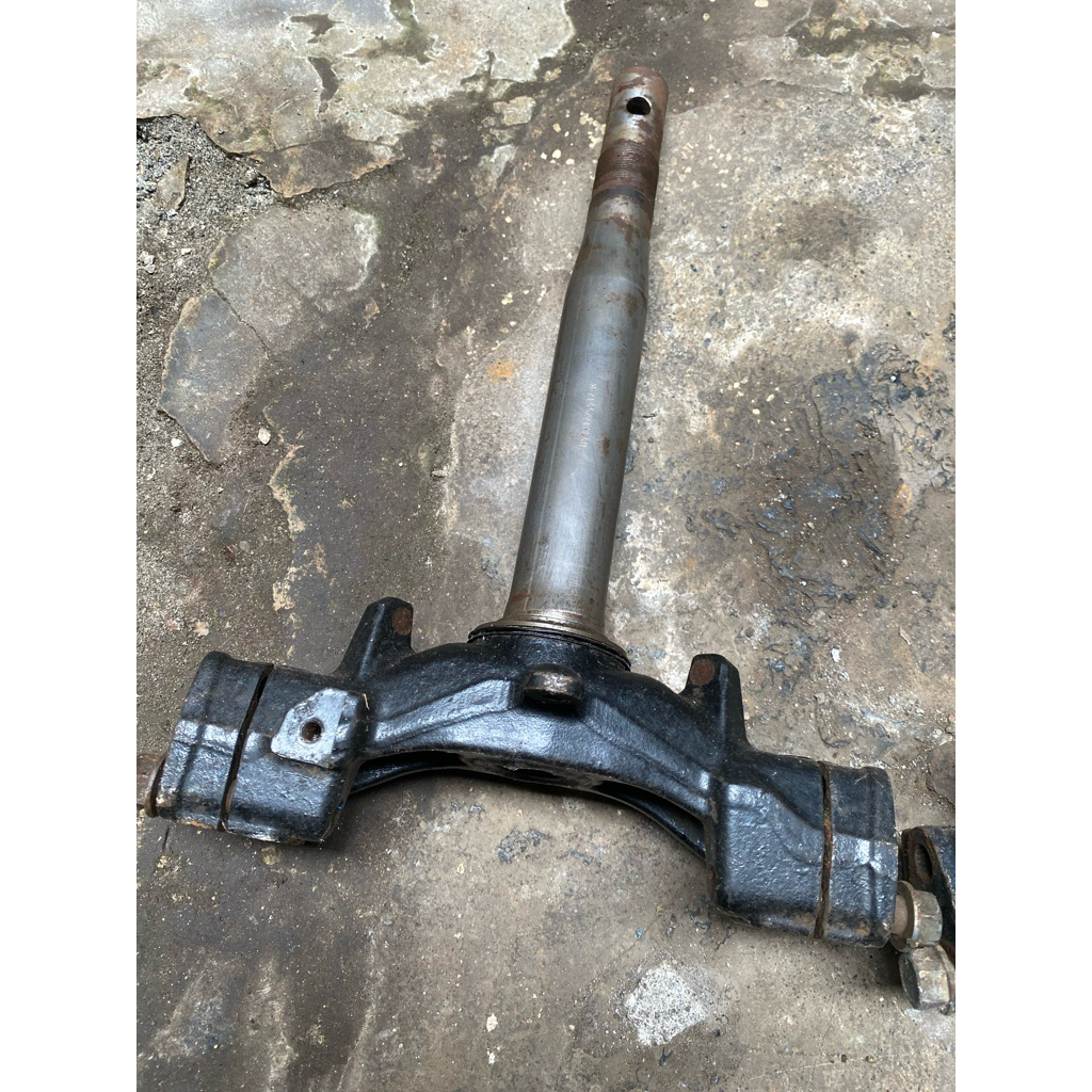 segitiga scoopy donat ring 12 original normal