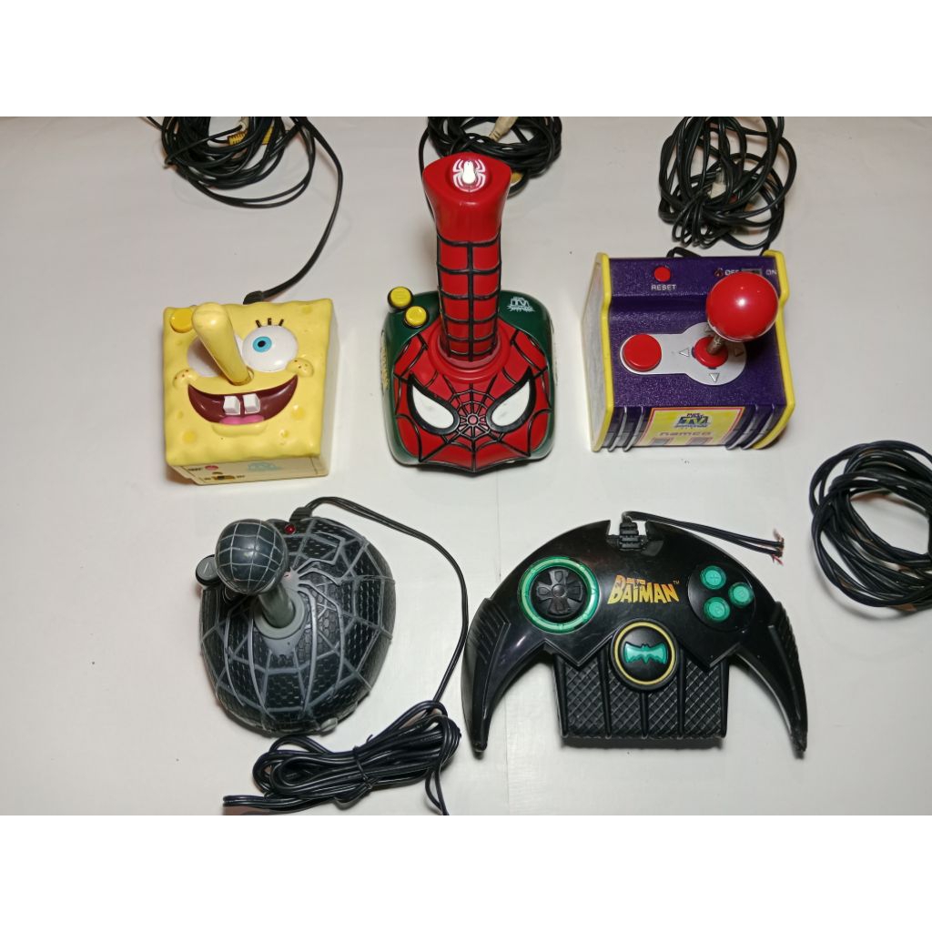 Game TV Plug and Play Jacks Pacific