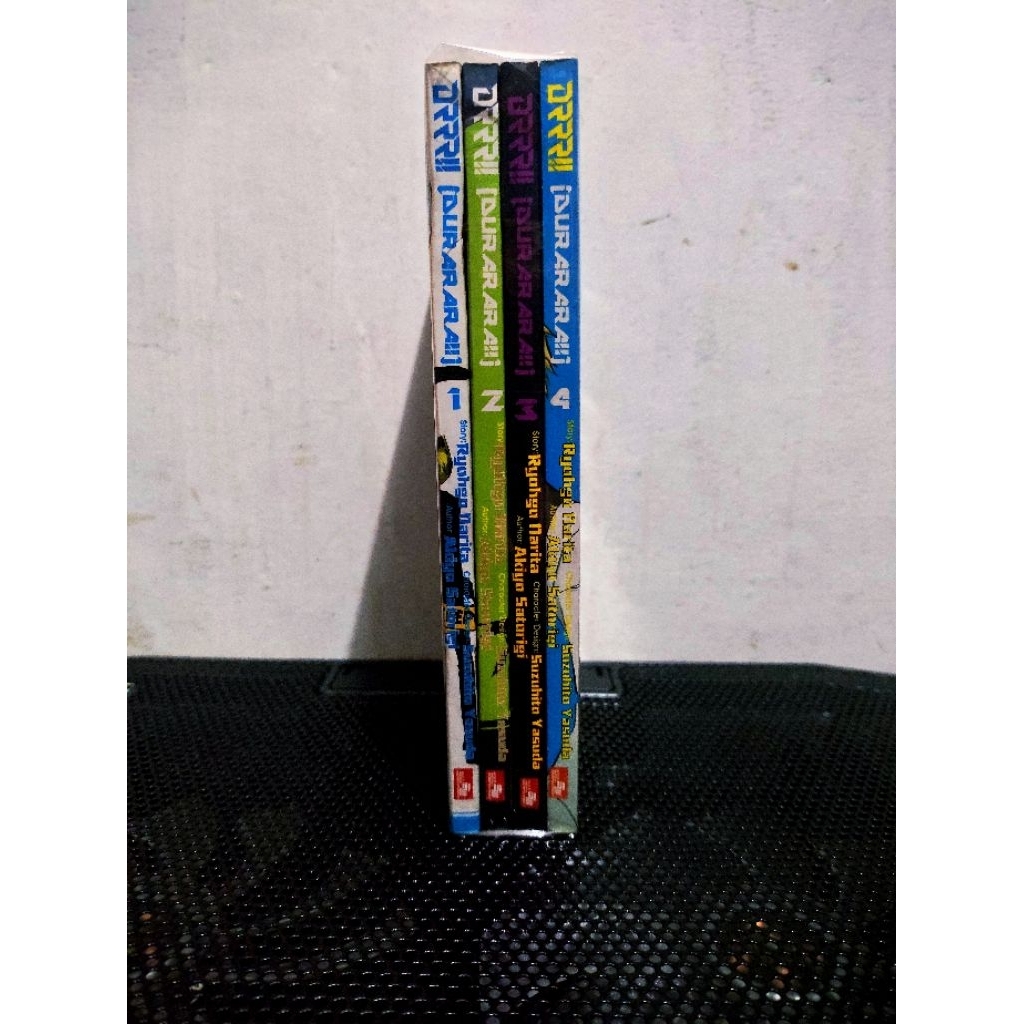 Komik DRRR Durarara Vol. 1-4(SET)