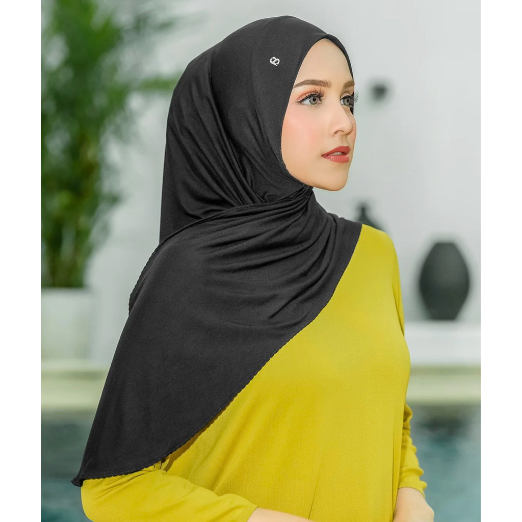 Buttonscarves Zaskia sungkar scarf sale