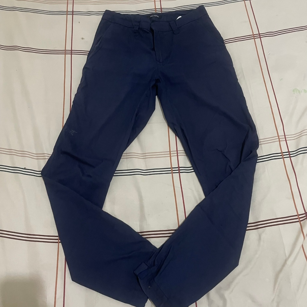 Arcteryx Starke Pant Men’s navy size 30-31 good condition