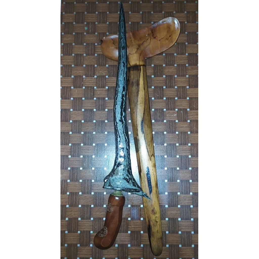 Jangkung Luk 3 Bungkem Dwi Pamor Rojo Gundolo Pendaringan Kebhak Tangguh Pajajaran