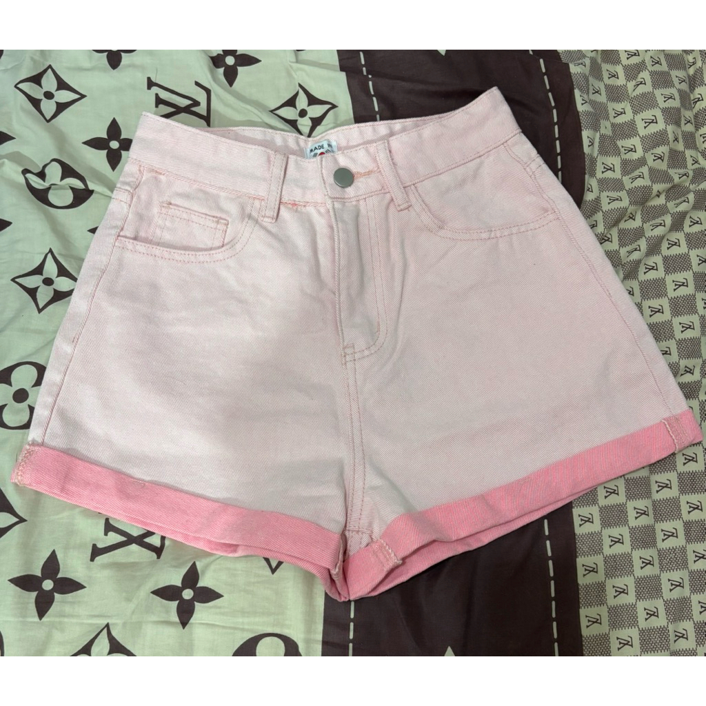 PINK TWO TONE DENIM SHORT PANTS NO BRAND NOT TIA THIS IS APRIL