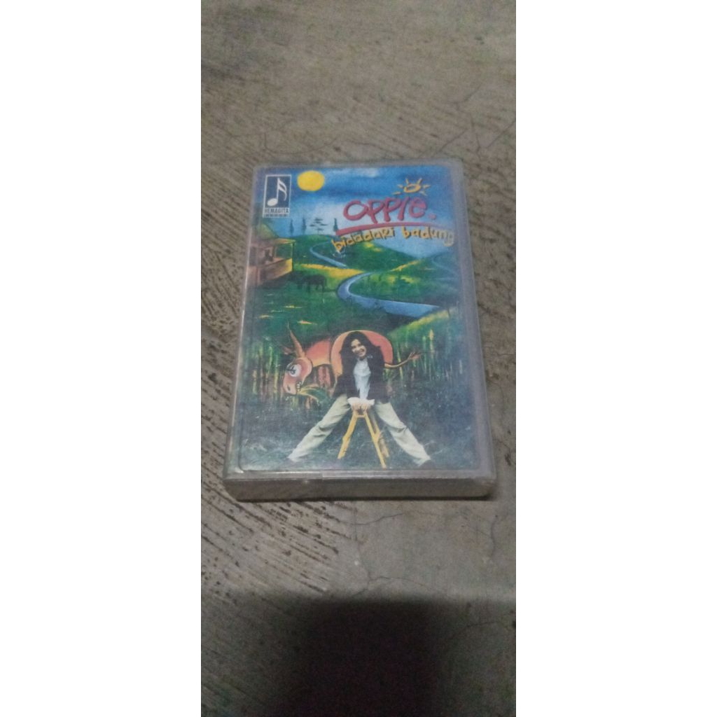 kaset pita Oppie Andaresta album bidadari badung