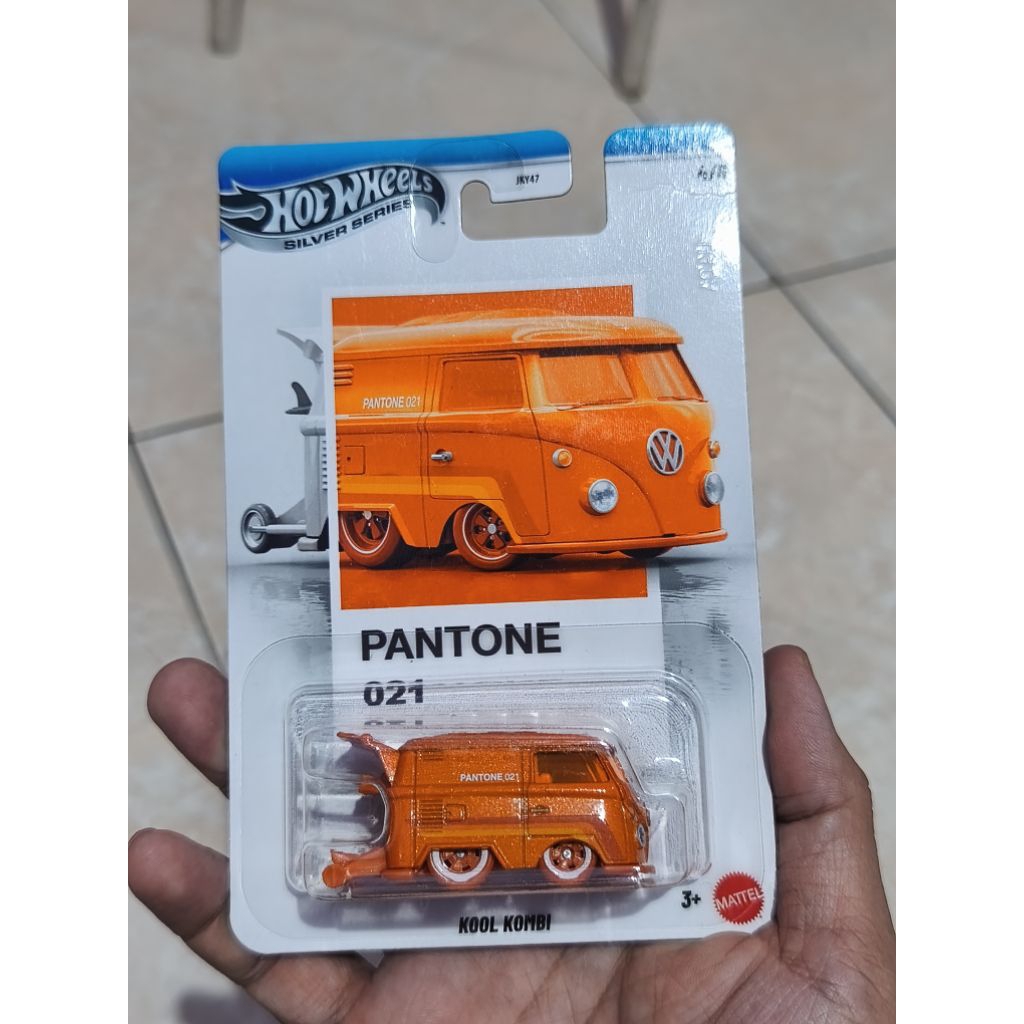 hot wheels pantone cool combi kerut