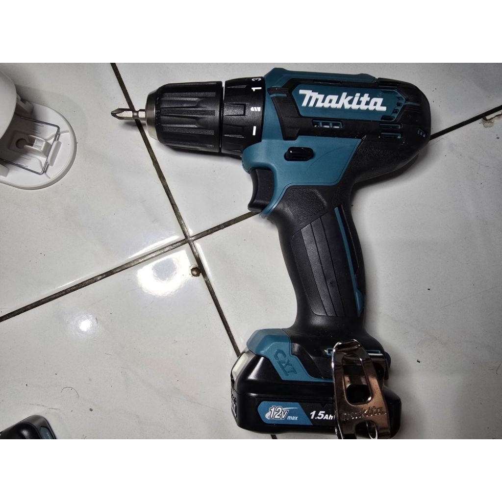 Makita DF333D
