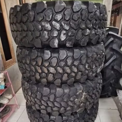 ban copotan 365/80R20 "continental"