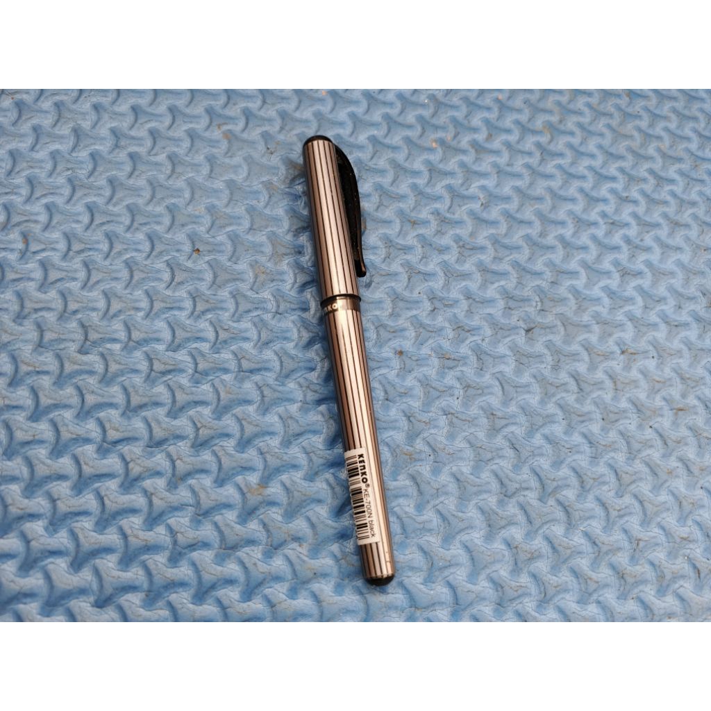 Pulpen Gel Tinta Tebal Kenko Warna Hitam