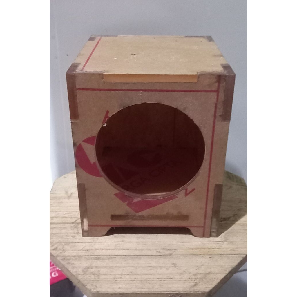 Box speaker 3 inch
