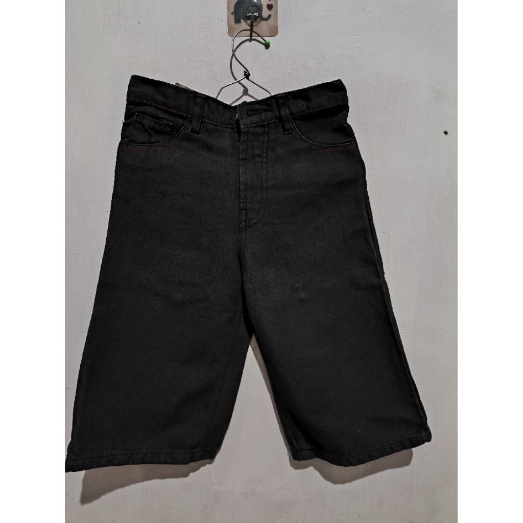 CELANA PENDEK JEANS OBRAL CUCI GUDANG