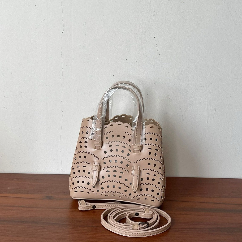 Preloved tas alaia mina bag 16