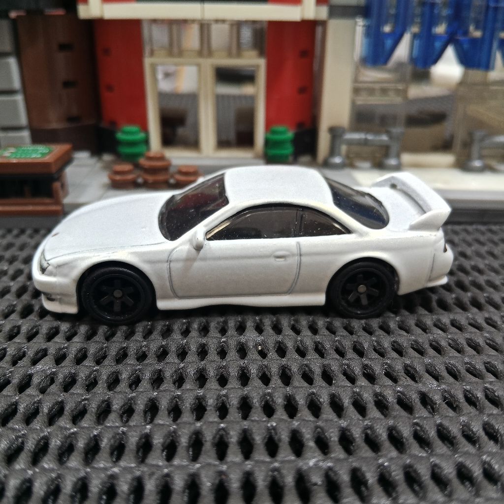 HOT WHEELS LOOSE PREMIUM NISSAN SILVIA S14 PUTIH