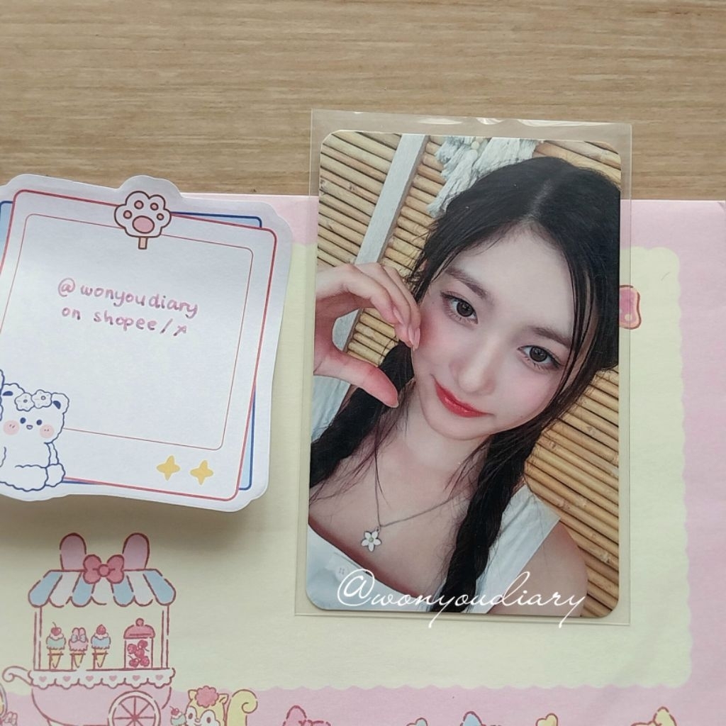 pc leeseo ive a dreamy day photobook versi summer beach story official photocard leeseo kepang