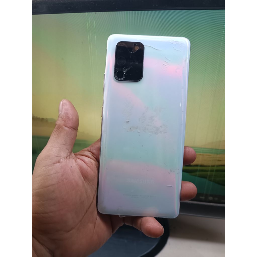 Samsung s10 lite minus