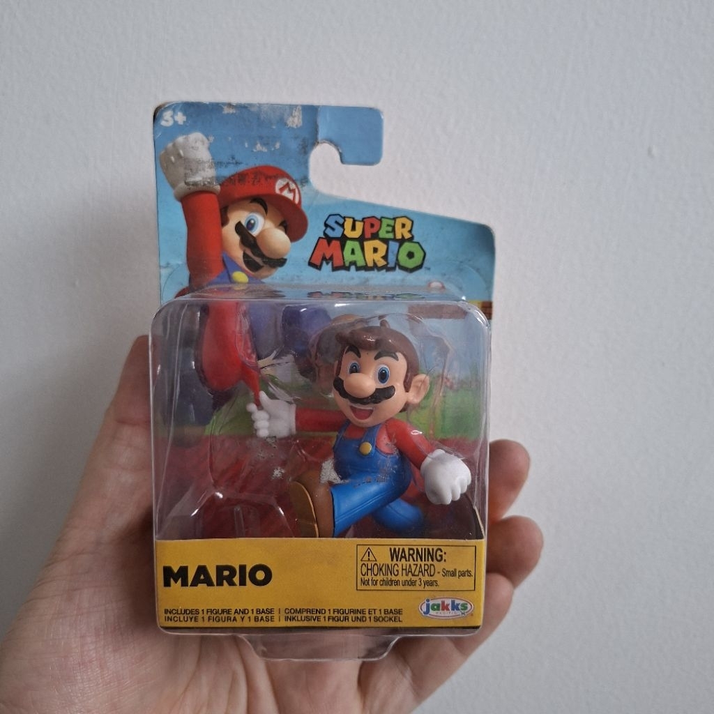 Mario Angkat Topi Figure Jakks Mario Hat Figure