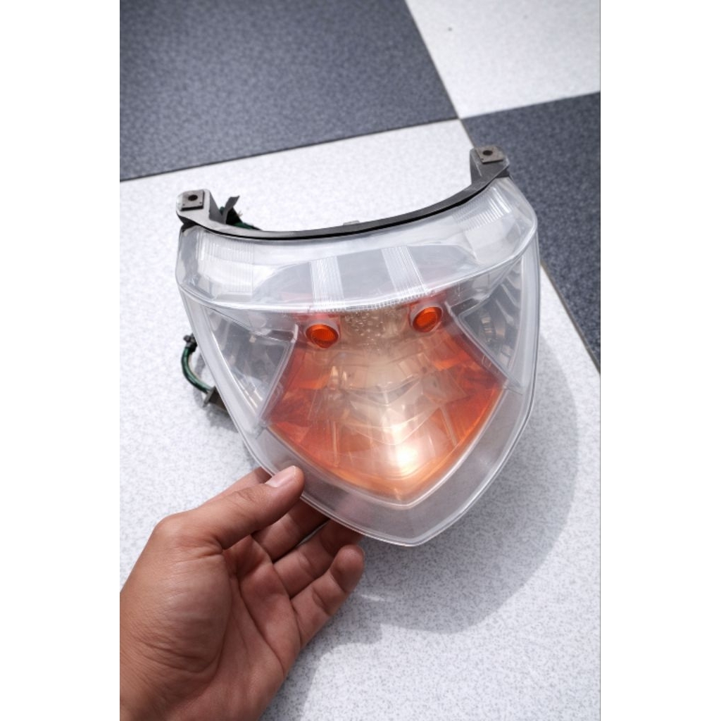 replektor lampu belakang tvs neo 110 original copotan