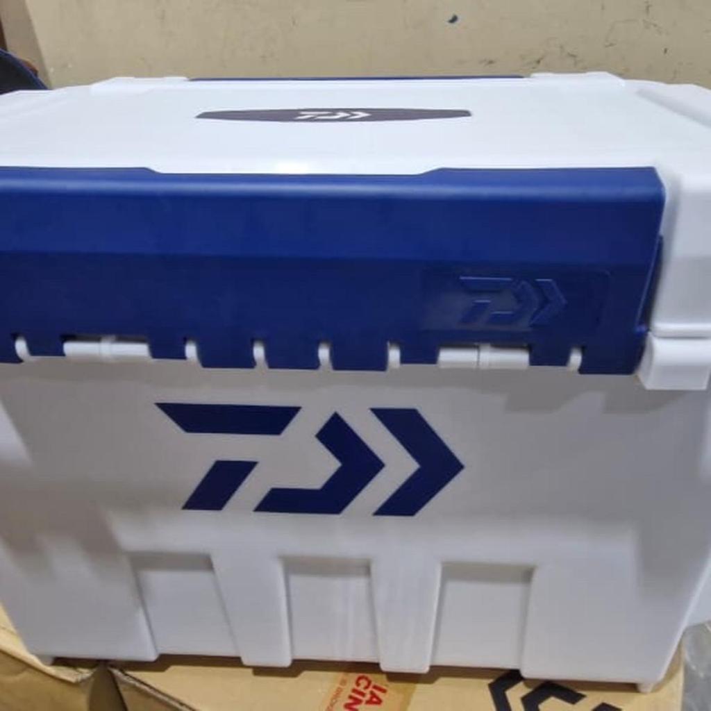 KOTAK DAIWA TACKLE BOX TB 9000 KOTAK PANCING