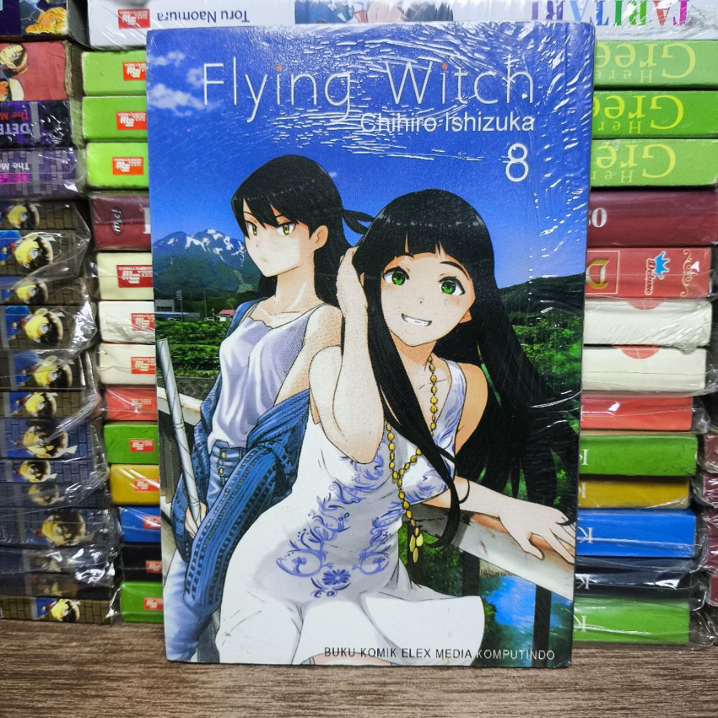 Komik Flying Witch volume 8