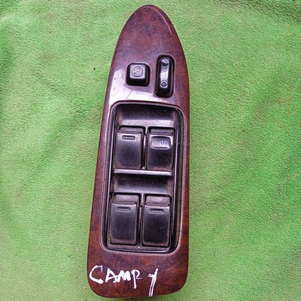 Tombol Power Window Camry