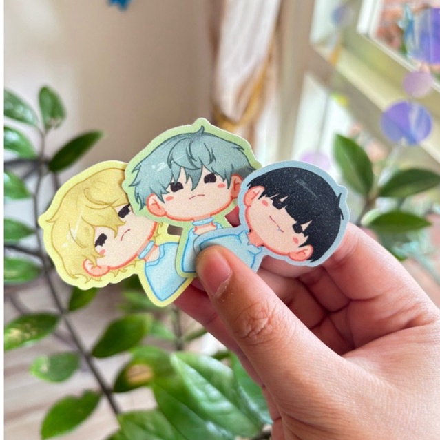 Crearuff Studio Alien Stage Sticker & Keychain / Alien stage merch