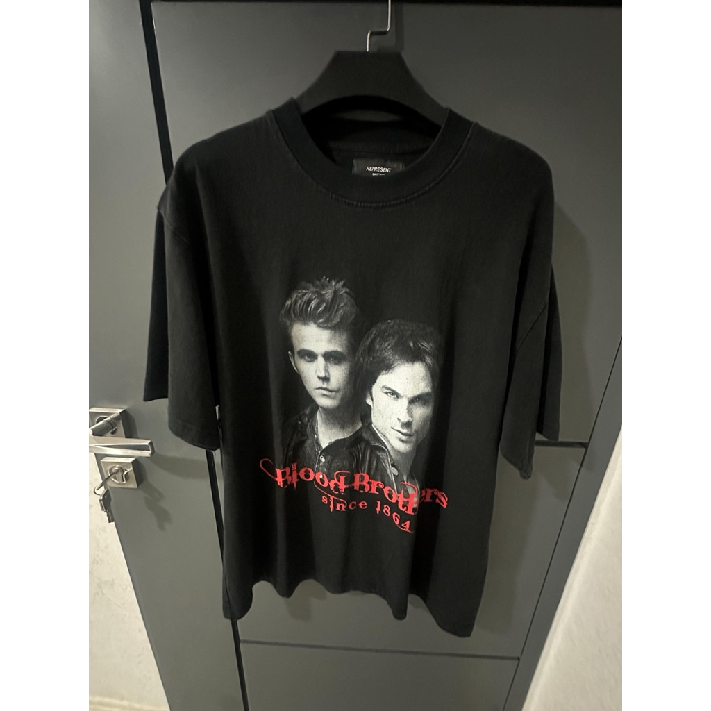 KAOS PRIA OVERSIZED REPRESENT