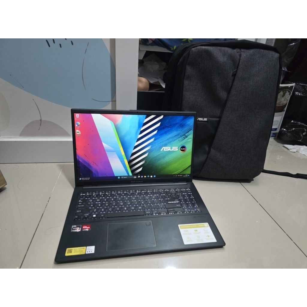 Asus Vivobook 15 Ryzen 5 7520U 16gb Garansi Resmi 2027
