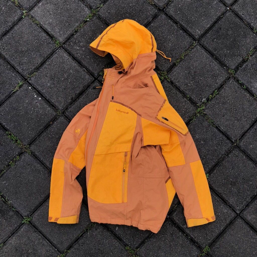 outdoor Lafuma gopcore waterproof preloved not arcteryx