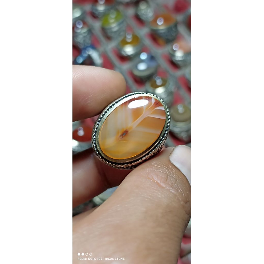 batu akik motif junder duri ikan