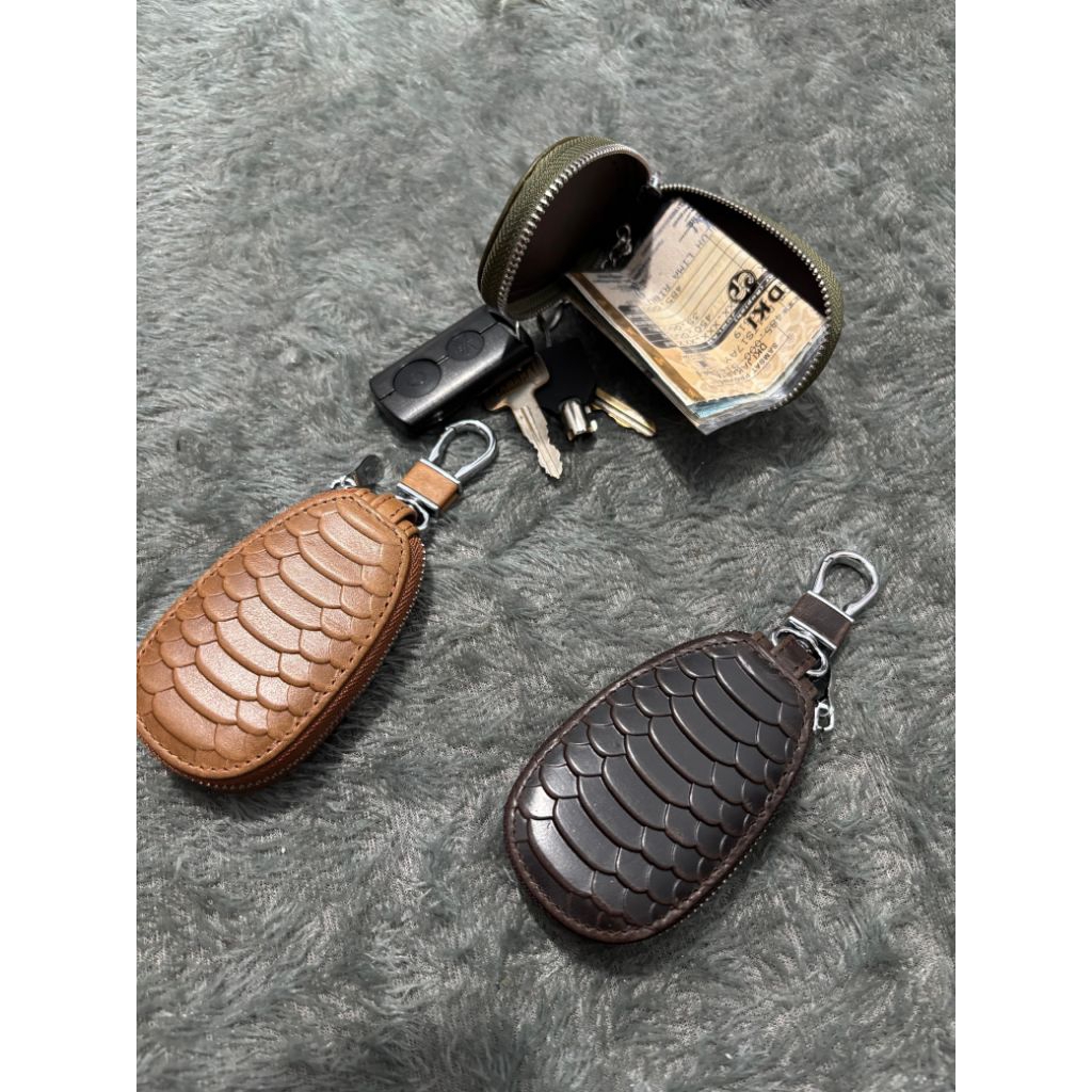 Gantungan Kunci Mobil Motor / Dompet Remot STNK Mobil Motor