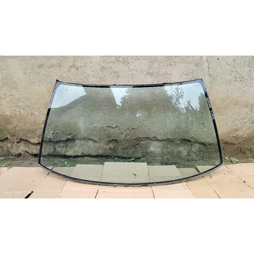 Kaca Depan Mobil CHARADE  CLASSY