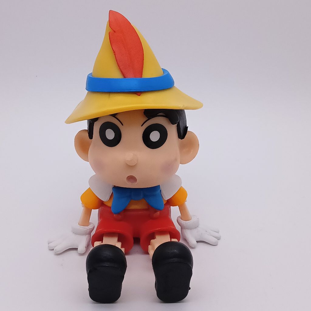 action figure shincan crayon pinokio pinocchio pajangan mainan