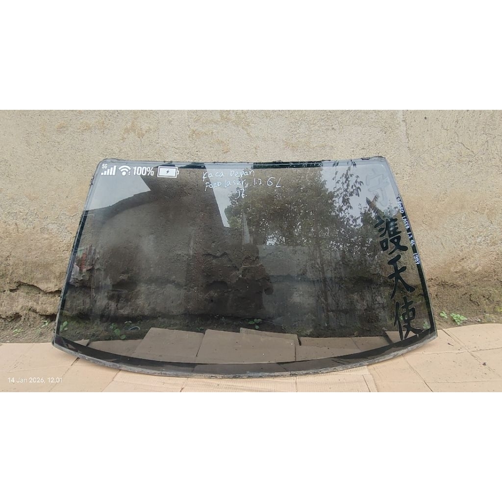 Kaca Depan Mobil Ford Laser 1,3 GL 1997