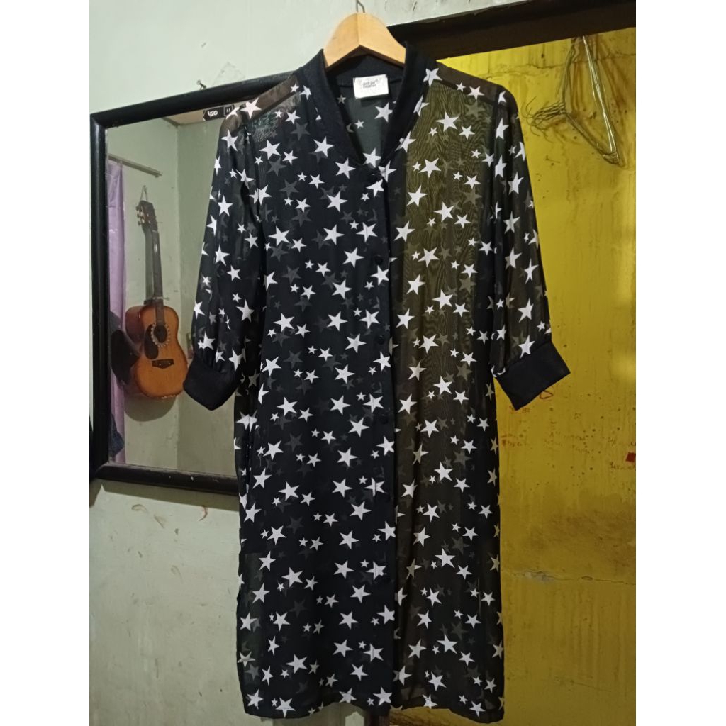 Black White Star Long Sleeve