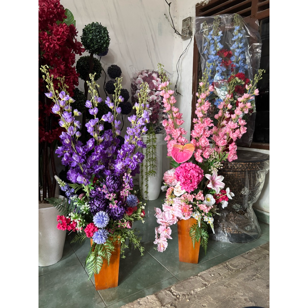 Bunga meja,rumah,kantor,catering,delphinium hiasan ruang sudut