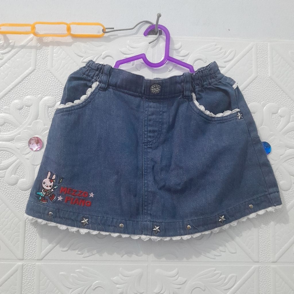 ROK JEANS ANAK TAG 10O(2-3THN) MEZZO PIANO 30K