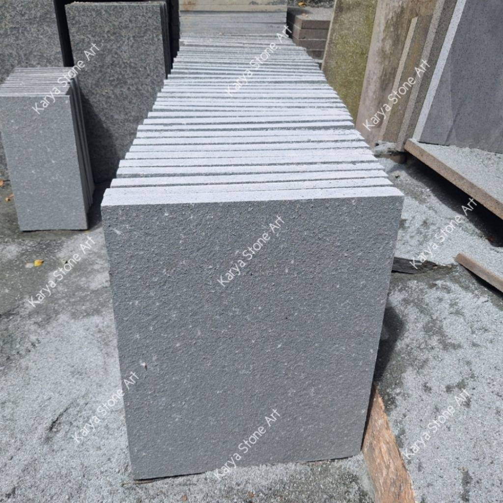 Batu Andesit 40x60x3 Bakar | Batu Alam Andesit Bakar | Andesit Abu Bakar | Batu Andesit Bakar 40x60