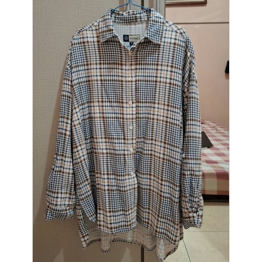 PRELOVED KEMEJA NEVADA